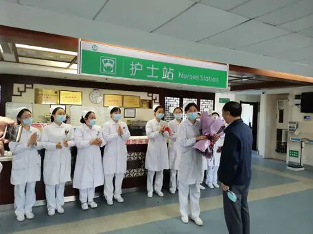 蕪湖市中醫(yī)醫(yī)院 開展5.12”國際護士節(jié)系列活動(圖1)