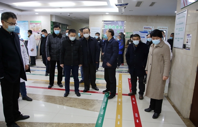 安徽中醫(yī)藥高等專科學(xué)校黨委深入我院調(diào)研(圖2)