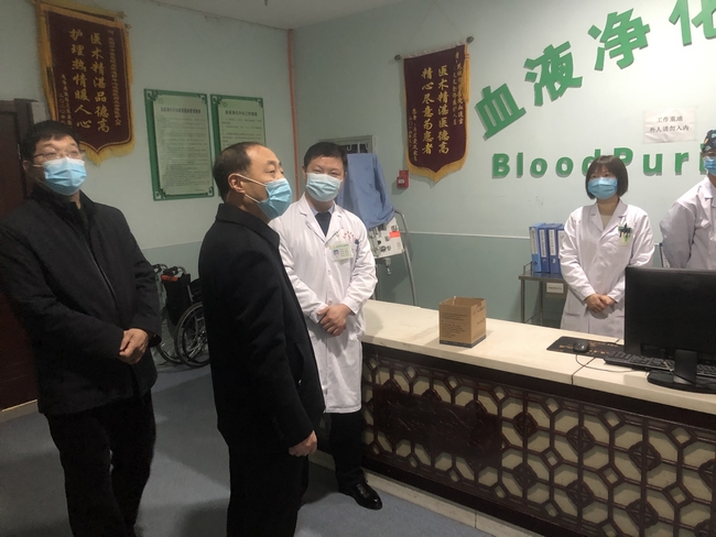 正月初一，院領(lǐng)導(dǎo)慰問一線醫(yī)護(hù)工作者(圖7)