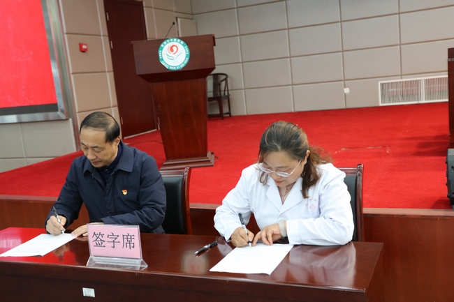我院召開(kāi)2021年度全面從嚴(yán)治黨工作會(huì)議暨黨史學(xué)習(xí)教育、新一輪深化“三個(gè)以案”警示教育動(dòng)員部署會(huì)議(圖4)