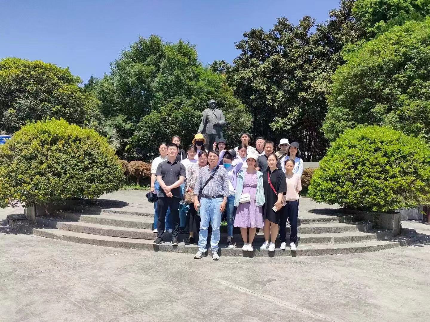 【黨史學(xué)習(xí)教育】緬懷革命先烈，傳承革命精神(圖3)