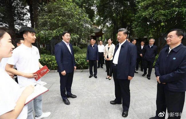 習近平：進一步發(fā)展中醫(yī)藥(圖1)