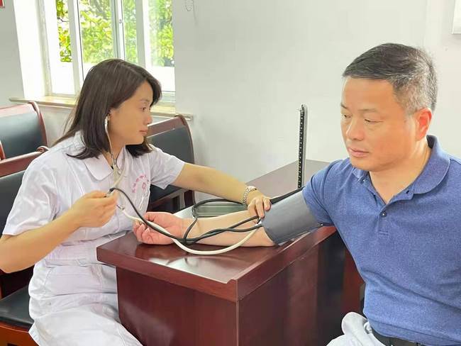 【我為群眾辦實事】關愛兒童守護健康 大型專題義診在行動(圖6)