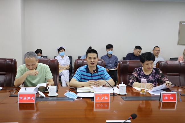 市政協(xié)副主席吳萬春一行來我院進行政協(xié)提案現(xiàn)場督辦(圖6)