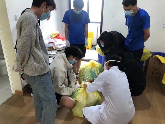 沿著高速看抗疫⑥ | 院感護(hù)師楊玉萍：管衛(wèi)生管穿衣管空氣 隔離點(diǎn)的“大管家”(圖3)