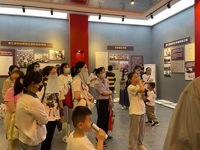 內(nèi)八內(nèi)九支部赴板子磯渡江戰(zhàn)役紀(jì)念館開展主題黨日活動(dòng)(圖6)