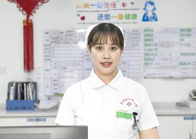 用愛心撫慰傷痛，做患者的守護(hù)天使 ——記蕪湖市中醫(yī)醫(yī)院康復(fù)醫(yī)學(xué)科護(hù)師周蓉(圖1)