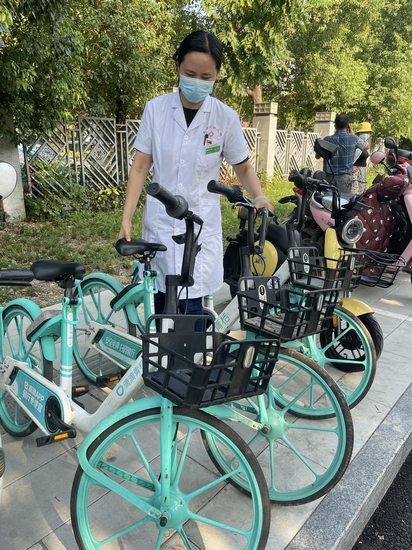 干凈清潔看我的 志愿服務(wù)在行動 ——我院團(tuán)委組織開展志愿者服務(wù)活動(圖7)