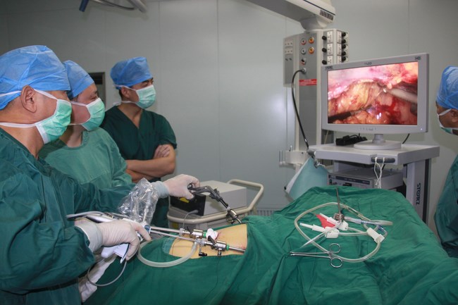 我院外二科再次成功實施雙臟器惡性腫瘤聯(lián)合根治術(圖1)