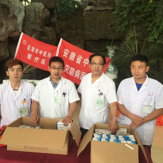 我院醫(yī)療隊慰問解放軍臨汾旅官兵(圖13)