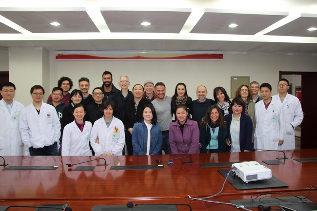 意大利ScuolaTao針灸學(xué)院一行11人來(lái)我院實(shí)習(xí)訪問(wèn)(圖2)