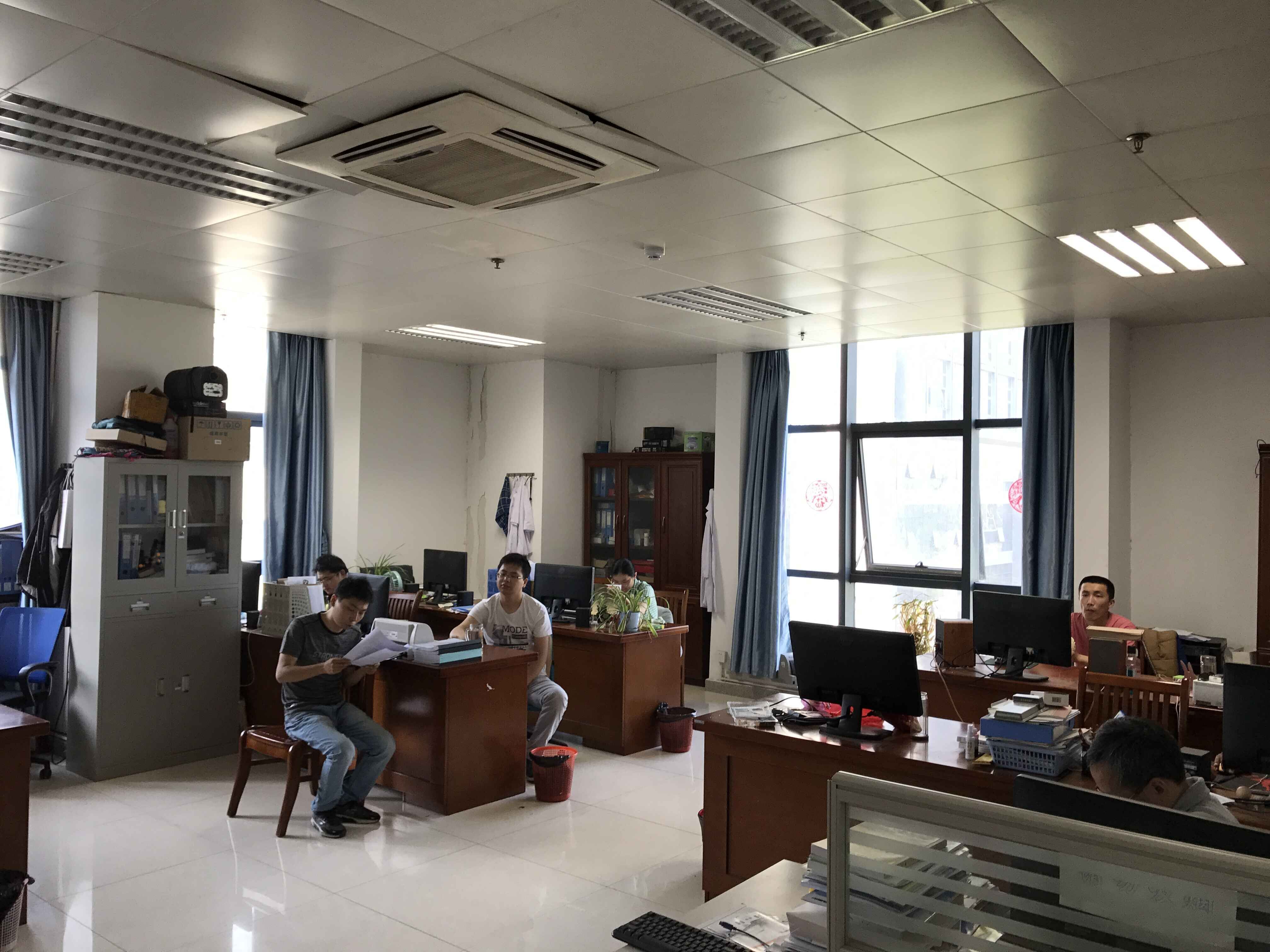 我院各科室學習貫徹預防職務犯罪文件內容 迅速傳達動員部署會精神(圖6)