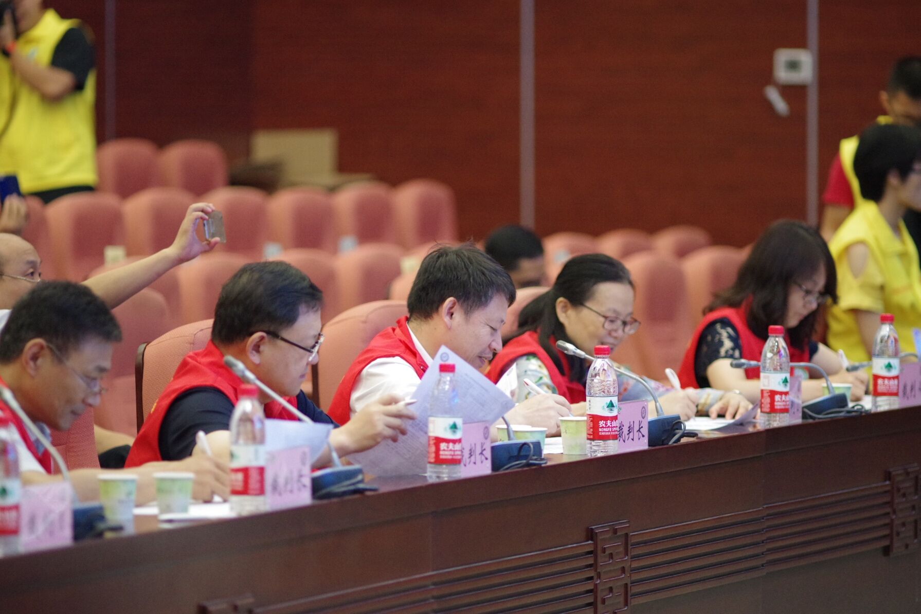 岐黃薪傳 贏(yíng)在急診——我院急診科在全國(guó)中醫(yī)青年醫(yī)師急救技能競(jìng)賽中獲得團(tuán)體三等獎(jiǎng)等多個(gè)獎(jiǎng)項(xiàng)(圖9)