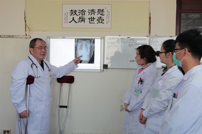 堅守匠心守護兒童健康 不舍初心弘揚中醫(yī)文化——記市中醫(yī)醫(yī)院兒科顧敏勇(圖3)