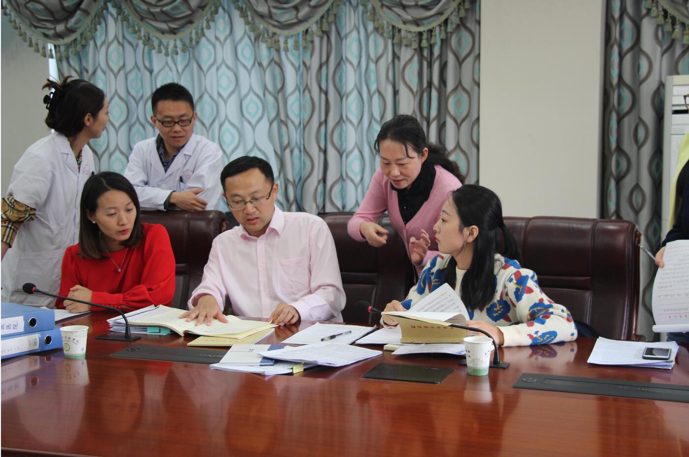 學(xué)校對我院基層黨支部標(biāo)準(zhǔn)化建設(shè)情況進(jìn)行專項(xiàng)督查(圖1)
