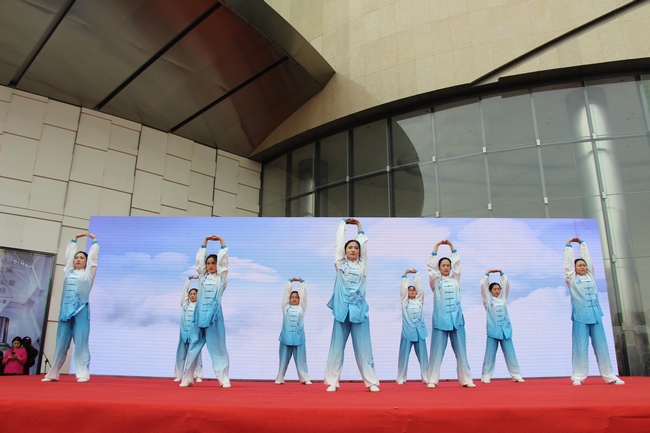 讀者節(jié)中醫(yī)院展臺“門庭若市”  特色中醫(yī)護理好評如潮(圖8)