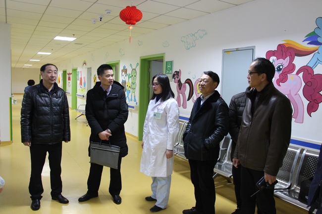 節(jié)前市衛(wèi)計委副主任王少華一行調(diào)研卒中、胸痛等五大中心建設情況(圖1)