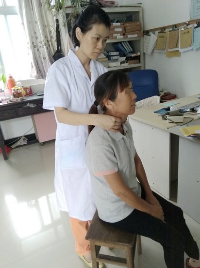健康脫貧 百醫(yī)駐村——我院李海婷、張正龍醫(yī)師積極參與健康脫貧“百醫(yī)駐村”行動(dòng)(圖7)