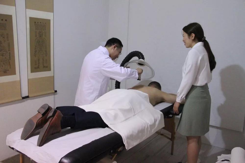 讓中華瑰寶為呵護(hù)人類健康再放異彩！我國(guó)中醫(yī)藥傳承創(chuàng)新發(fā)展邁進(jìn)新時(shí)代(圖6)
