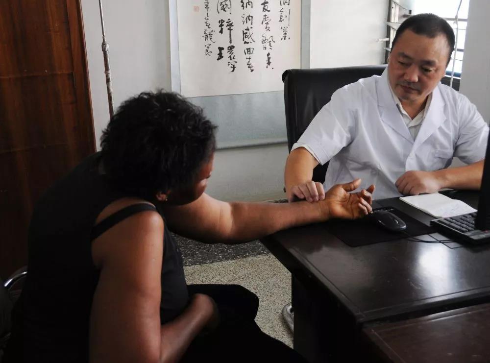 讓中華瑰寶為呵護(hù)人類健康再放異彩！我國(guó)中醫(yī)藥傳承創(chuàng)新發(fā)展邁進(jìn)新時(shí)代(圖7)