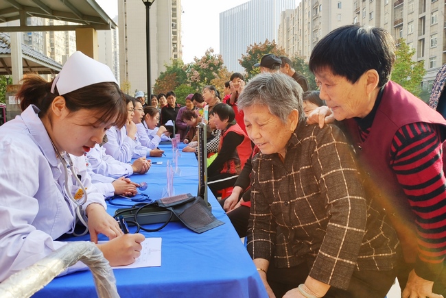 醫(yī)聯(lián)體進(jìn)社區(qū)—弋江橋衛(wèi)生服務(wù)中心(圖3)