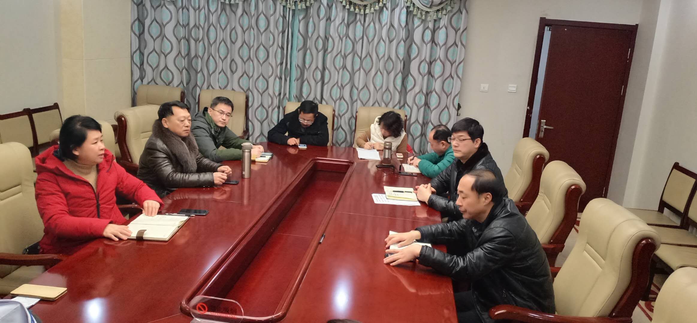 落實決策部署 堅定信心決心——我院召開新型冠狀病毒感染的肺炎防控工作第三次調(diào)度會(圖2)