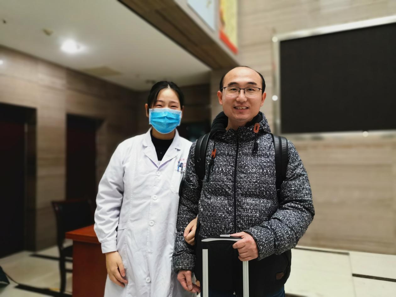【讓黨旗在防控一線高高飄揚】“請戰(zhàn)夫妻檔”，只為為疫情防控工作貢獻力量(圖4)