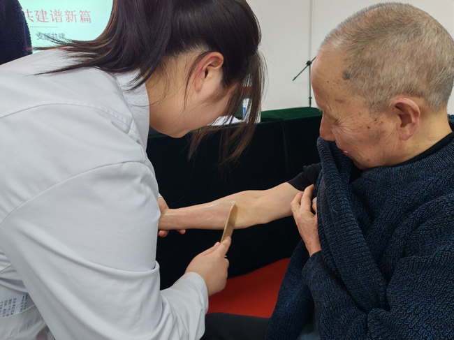 黨建引領(lǐng)聚合力 醫(yī)社共建譜新篇(圖4)